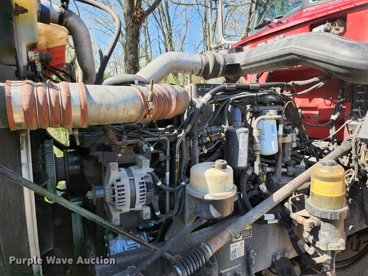 image for item DI1216 2013 Peterbilt 389  semi truck