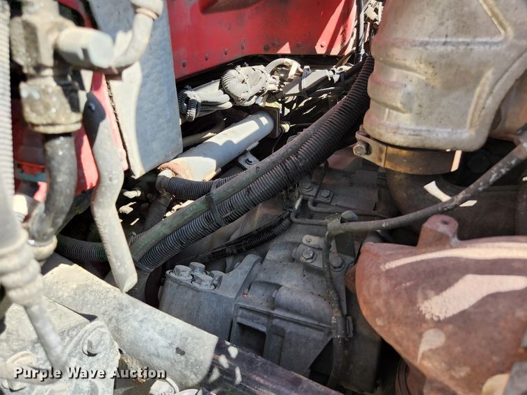 image for item DI1216 2013 Peterbilt 389  semi truck