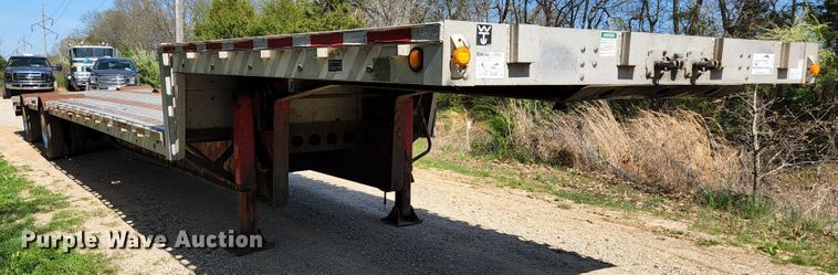 image for item DI1217 2009 Wilson CFD-900  drop deck trailer