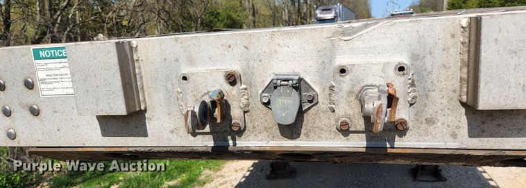 image for item DI1217 2009 Wilson CFD-900  drop deck trailer