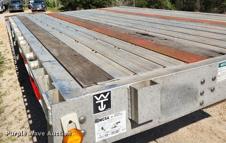 image for item DI1217 2009 Wilson CFD-900  drop deck trailer