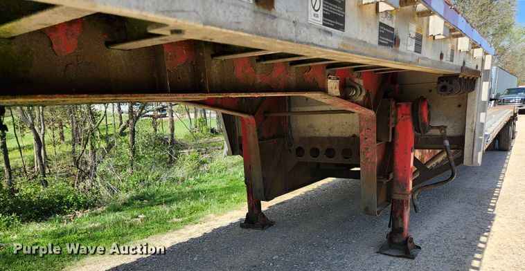 image for item DI1217 2009 Wilson CFD-900  drop deck trailer