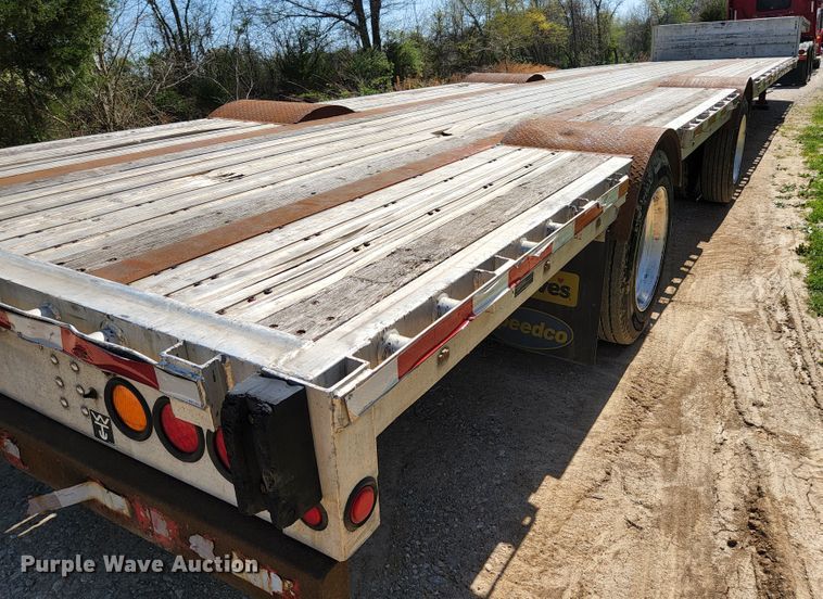 image for item DI1217 2009 Wilson CFD-900  drop deck trailer