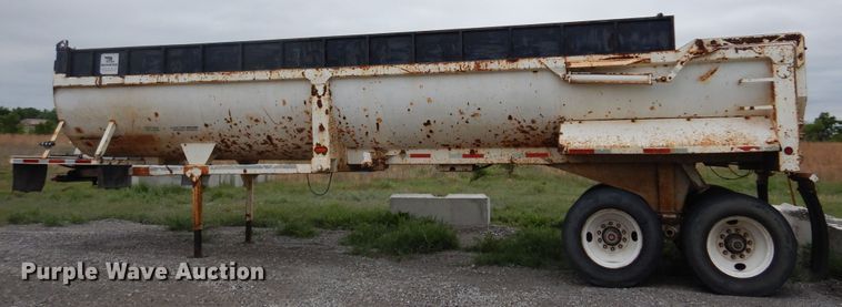 image for item DK0898 2006 CTS  end dump trailer
