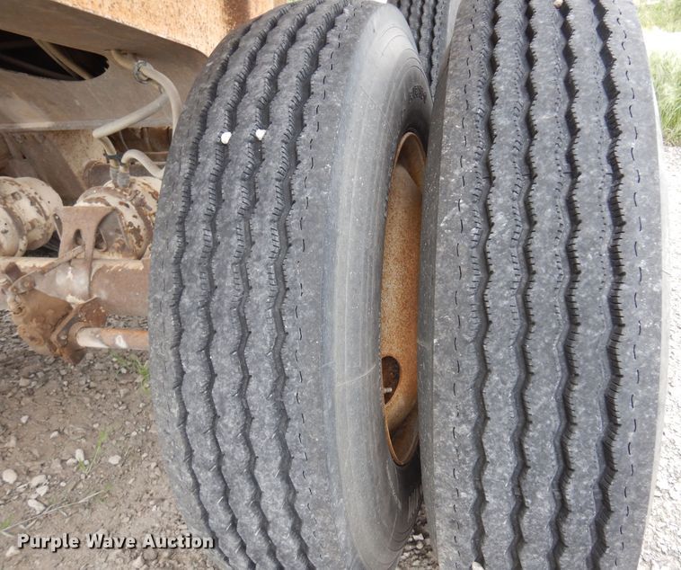 image for item DK0898 2006 CTS  end dump trailer