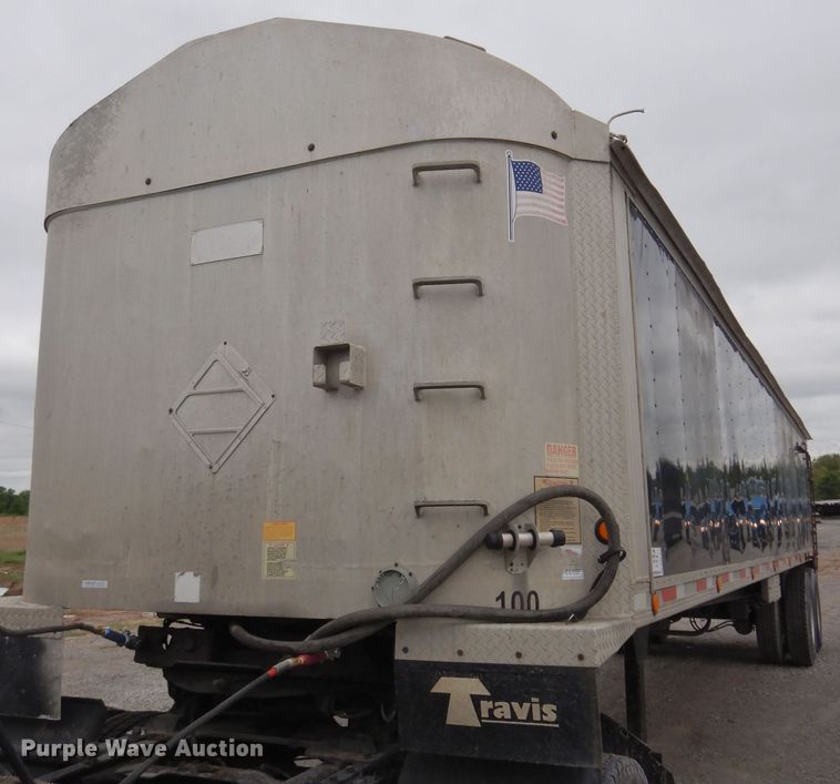 image for item DK0899 2010 Travis  end dump trailer