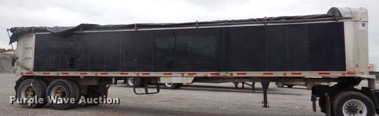 image for item DK0899 2010 Travis  end dump trailer
