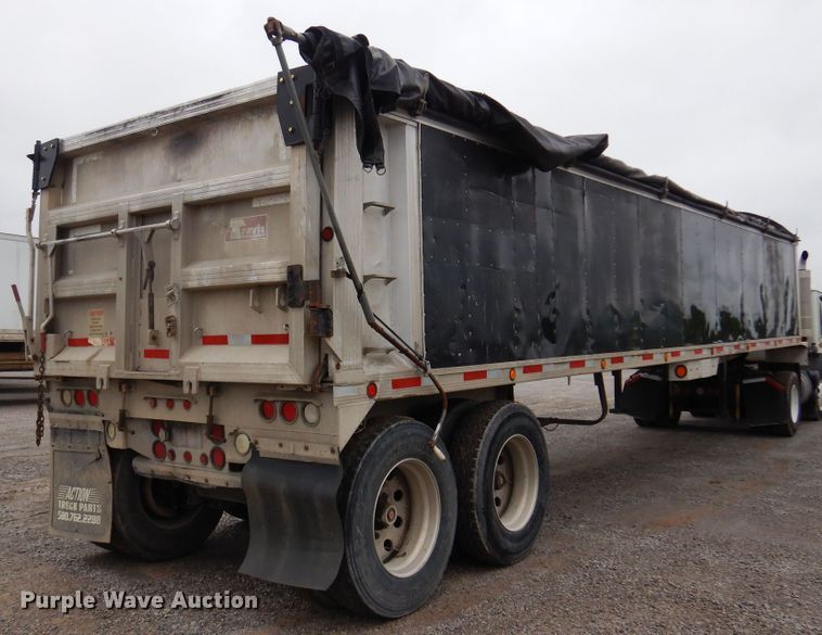 image for item DK0899 2010 Travis  end dump trailer