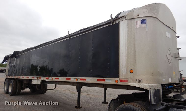 image for item DK0899 2010 Travis  end dump trailer