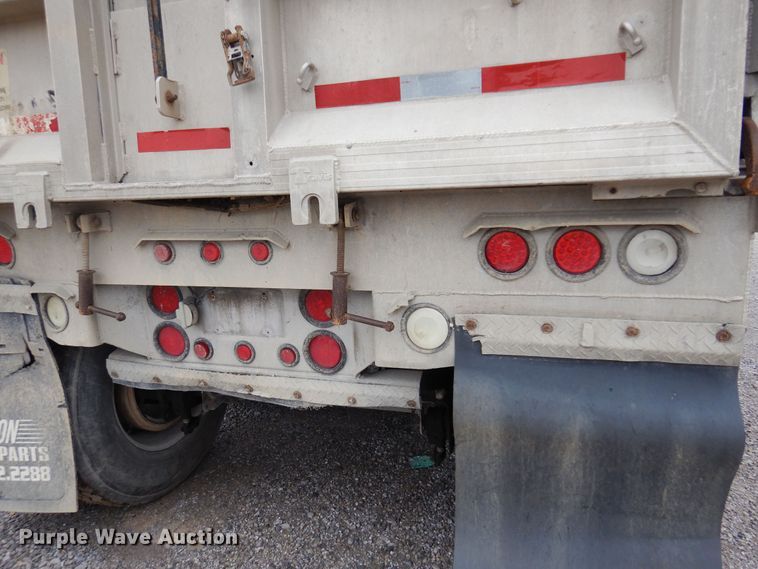 image for item DK0899 2010 Travis  end dump trailer
