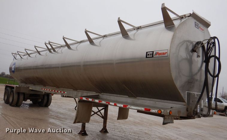 image for item DK1996 2009 CEI Pacer  feed delivery trailer