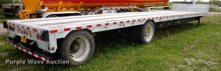 image for item DK1999 2006 Wilson Roadbrute  drop deck trailer