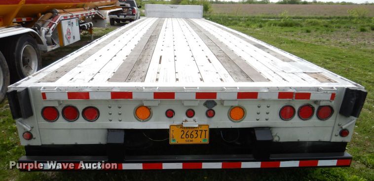 image for item DK1999 2006 Wilson Roadbrute  drop deck trailer