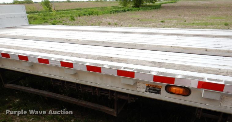 image for item DK1999 2006 Wilson Roadbrute  drop deck trailer