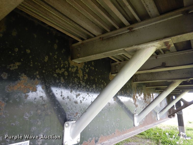 image for item DK1999 2006 Wilson Roadbrute  drop deck trailer