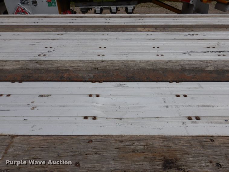 image for item DK1999 2006 Wilson Roadbrute  drop deck trailer