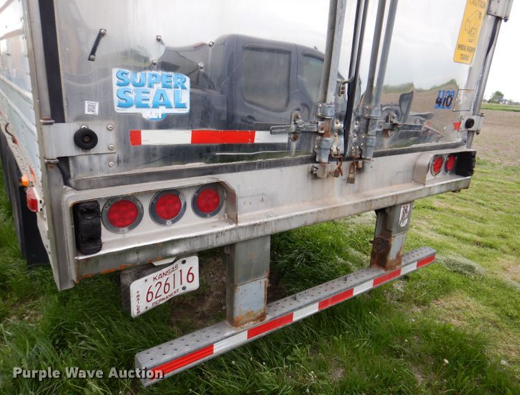 image for item DK2000 2003 Great Dane 7811TZ-1A 53  refrigerated van trailer