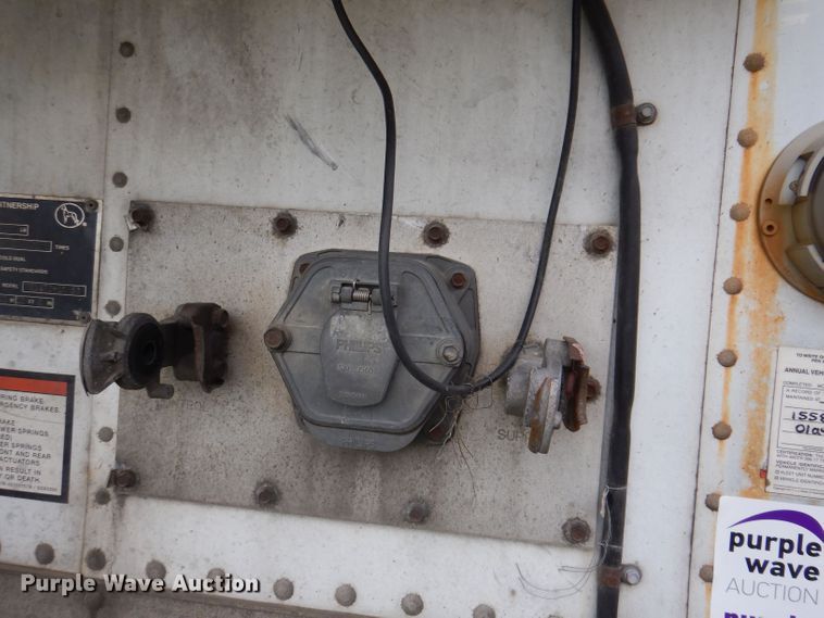 image for item DK2000 2003 Great Dane 7811TZ-1A 53  refrigerated van trailer