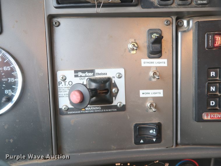 image for item DK3684 2015 Kenworth T370  utility / service truck