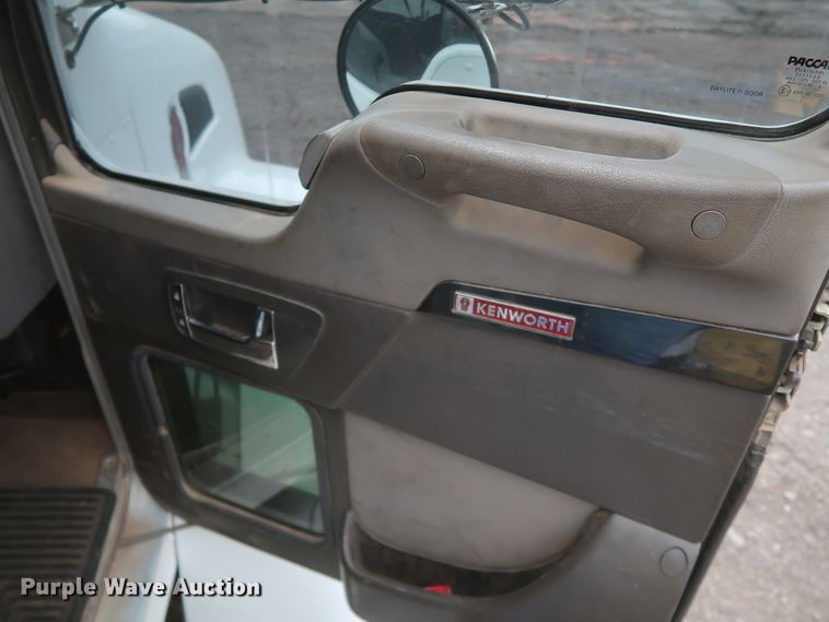 image for item DK3684 2015 Kenworth T370  utility / service truck