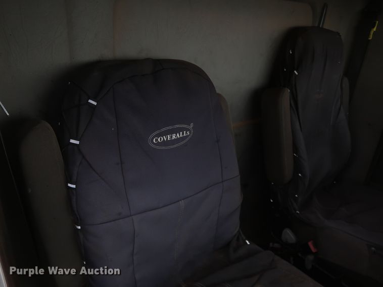 image for item DK3684 2015 Kenworth T370  utility / service truck