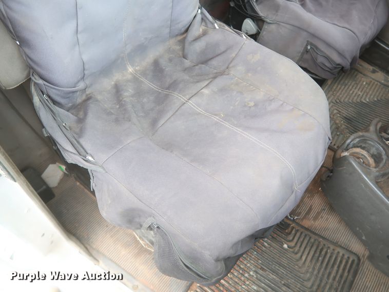 image for item DK3684 2015 Kenworth T370  utility / service truck