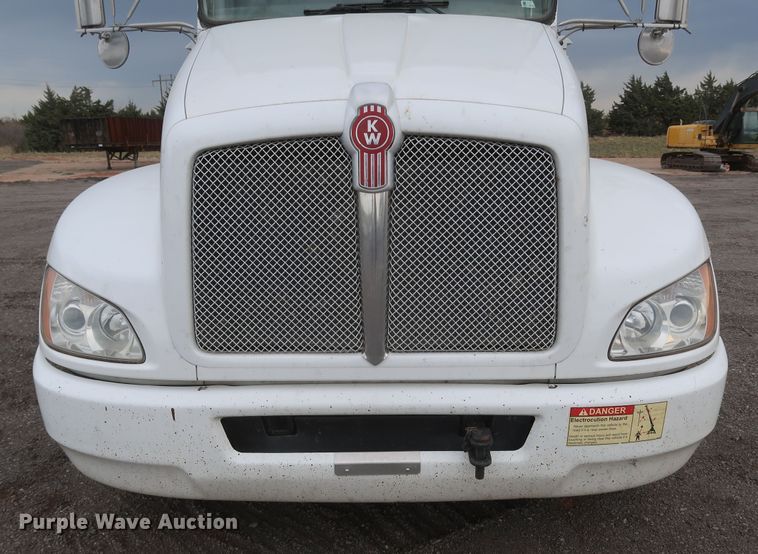image for item DK3684 2015 Kenworth T370  utility / service truck