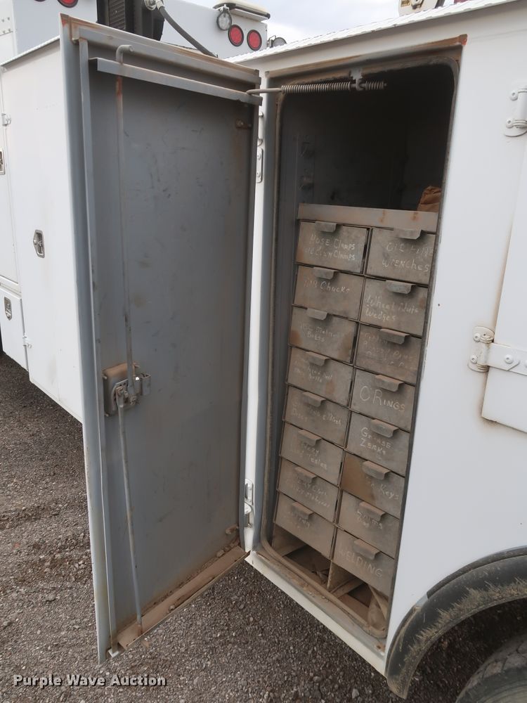 image for item DK3684 2015 Kenworth T370  utility / service truck