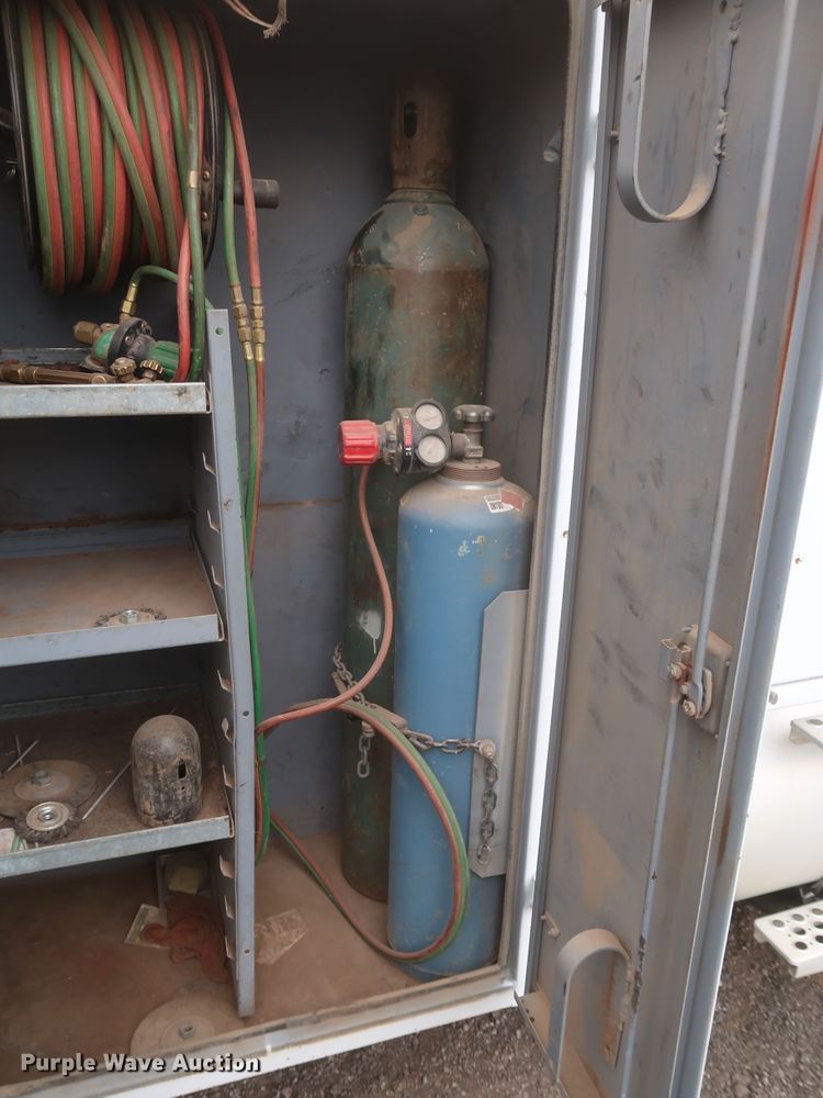 image for item DK3684 2015 Kenworth T370  utility / service truck