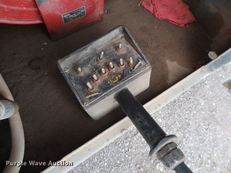 image for item DK3684 2015 Kenworth T370  utility / service truck