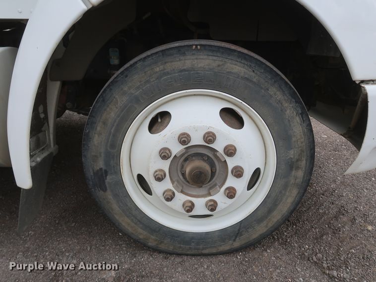 image for item DK3684 2015 Kenworth T370  utility / service truck