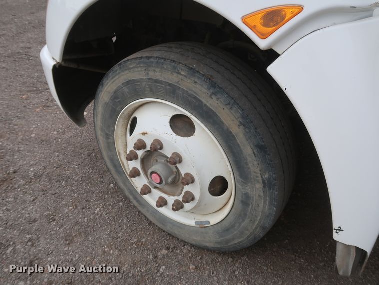 image for item DK3684 2015 Kenworth T370  utility / service truck