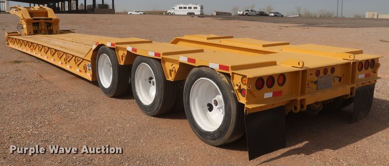 image for item DK3686 2002 Eager Beaver 55GSL  lowboy equipment trailer