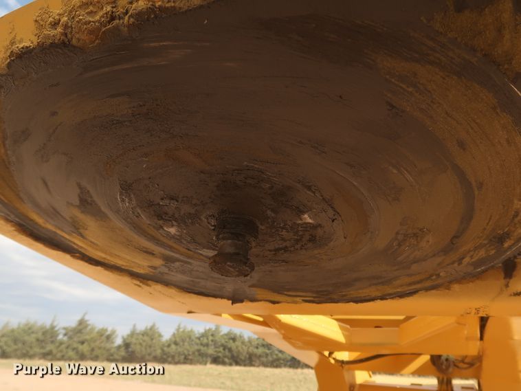 image for item DK3686 2002 Eager Beaver 55GSL  lowboy equipment trailer