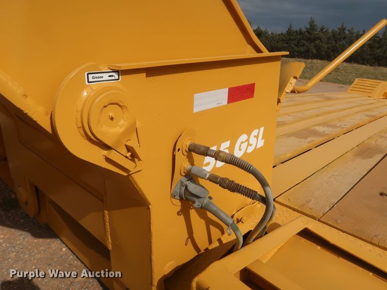 image for item DK3686 2002 Eager Beaver 55GSL  lowboy equipment trailer
