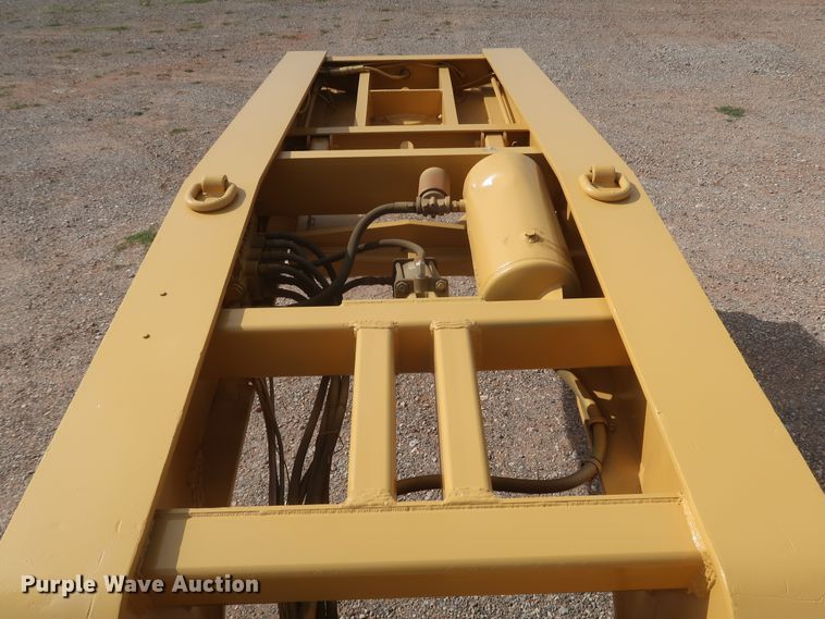 image for item DK3686 2002 Eager Beaver 55GSL  lowboy equipment trailer