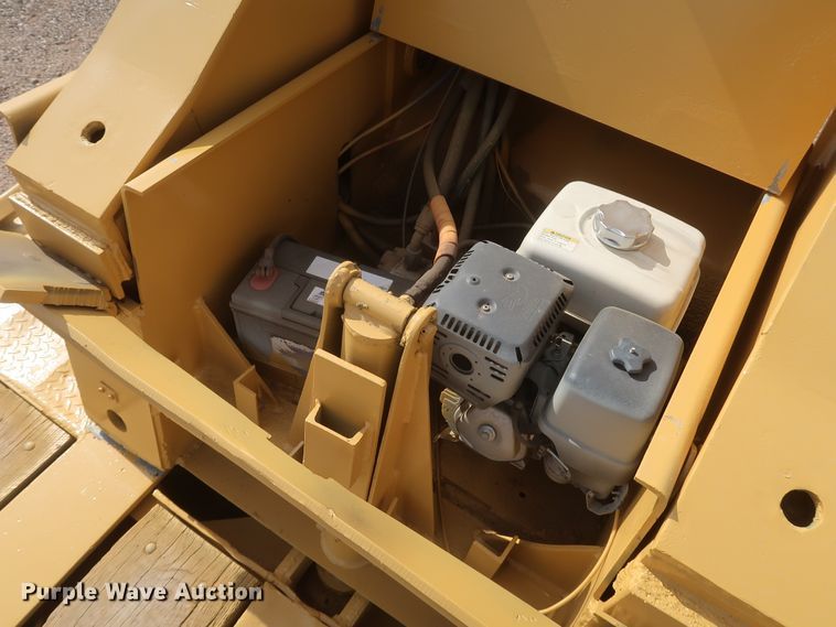 image for item DK3686 2002 Eager Beaver 55GSL  lowboy equipment trailer