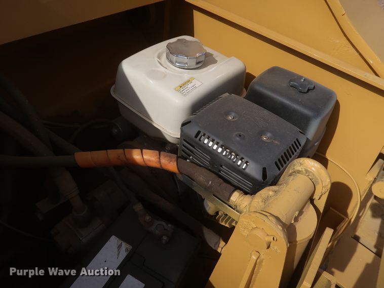 image for item DK3686 2002 Eager Beaver 55GSL  lowboy equipment trailer