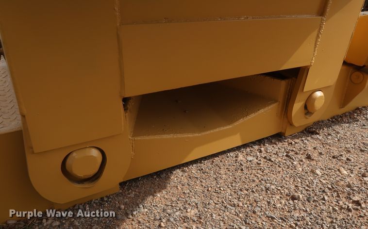 image for item DK3686 2002 Eager Beaver 55GSL  lowboy equipment trailer