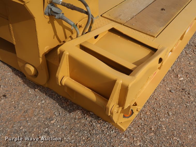 image for item DK3686 2002 Eager Beaver 55GSL  lowboy equipment trailer