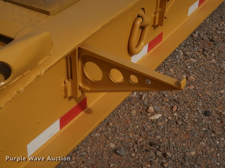 image for item DK3686 2002 Eager Beaver 55GSL  lowboy equipment trailer