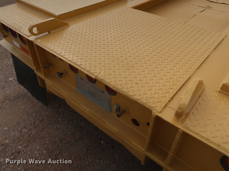 image for item DK3686 2002 Eager Beaver 55GSL  lowboy equipment trailer