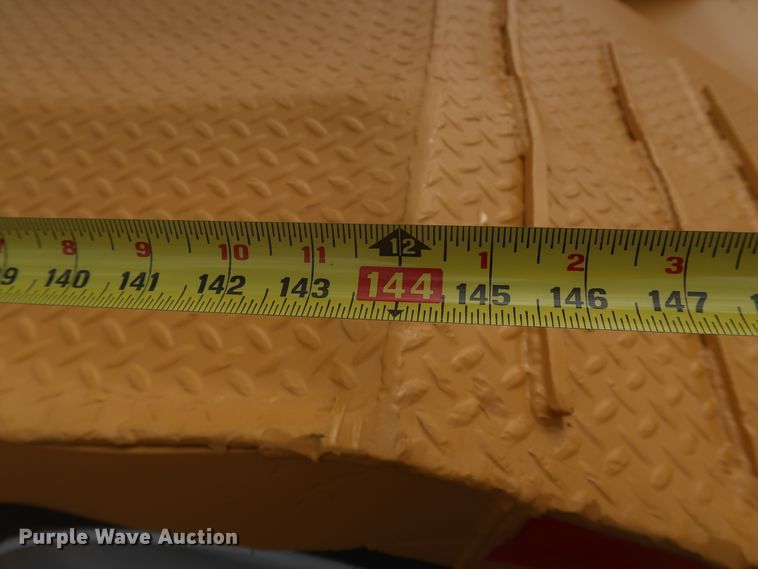 image for item DK3686 2002 Eager Beaver 55GSL  lowboy equipment trailer