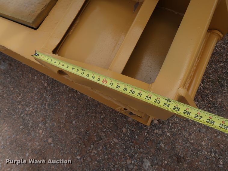 image for item DK3686 2002 Eager Beaver 55GSL  lowboy equipment trailer