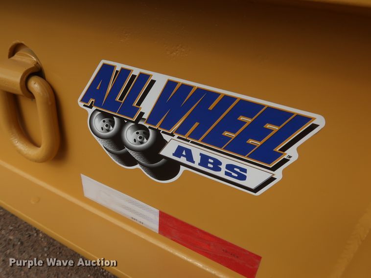 image for item DK3686 2002 Eager Beaver 55GSL  lowboy equipment trailer