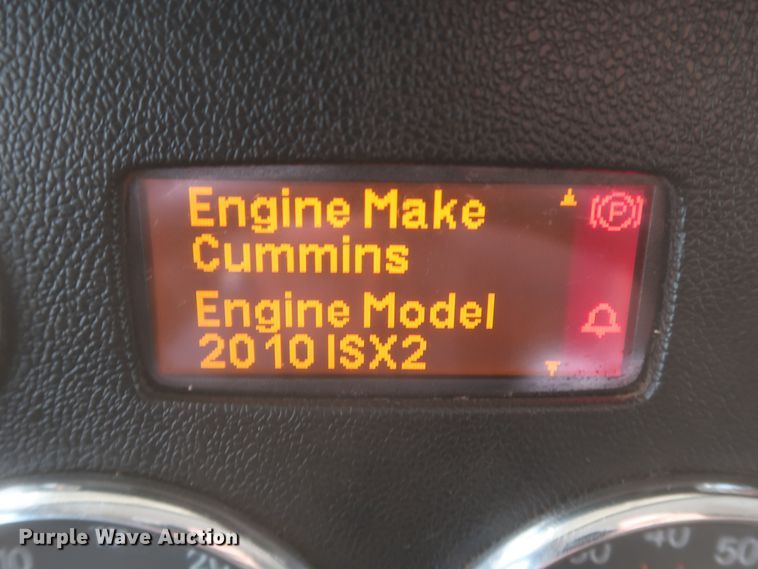 image for item DK3690 2011 Peterbilt 389  semi truck