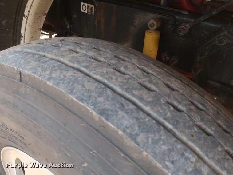 image for item DK3690 2011 Peterbilt 389  semi truck