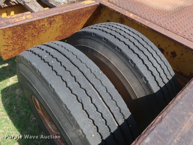 image for item DK3721 1981 Chancey LBT3540  equipment trailer