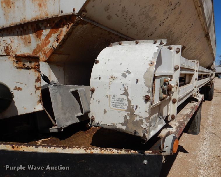 image for item DK8249 1976 Ledwell  feed delivery trailer