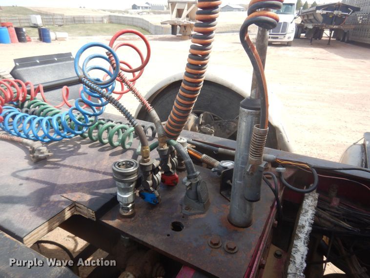 image for item DM5425 1996 Peterbilt 378  semi truck